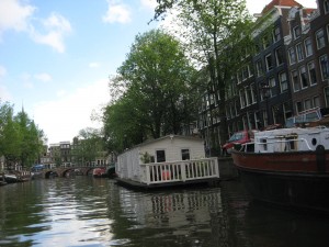Houseboats Like trailers on the water...but less trashy