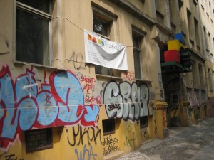 Graffiti'd Kindergarten school Nothing says "I love learning" quite like this