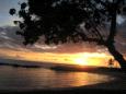 a real Hawaiian sunset... a real Hawaiian sunset complete with real hawaiians...