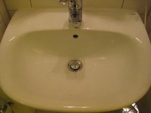 img_4394 1. Start with a clean sink.