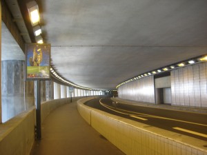 IMG_1871 road running underneath the hotel - looks like a Project Gotham Racing map section!