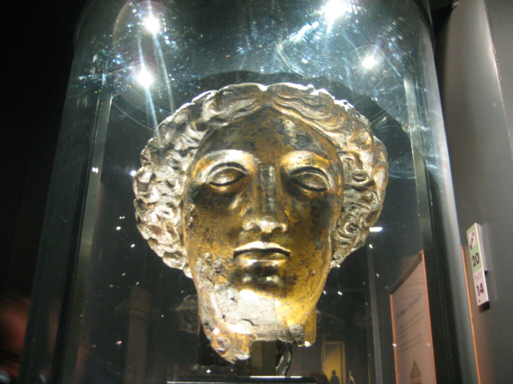 Statue head of the Minerva, Roman goddess of knowledge and water